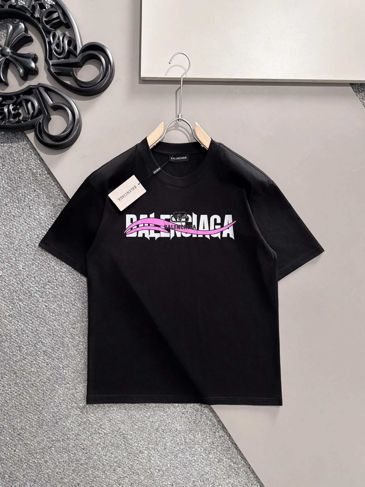 2026 New Arrival New Arrival T Premium ！ logo Premium . . . . . ！ ！ ：Black White Sizes：M-3XL